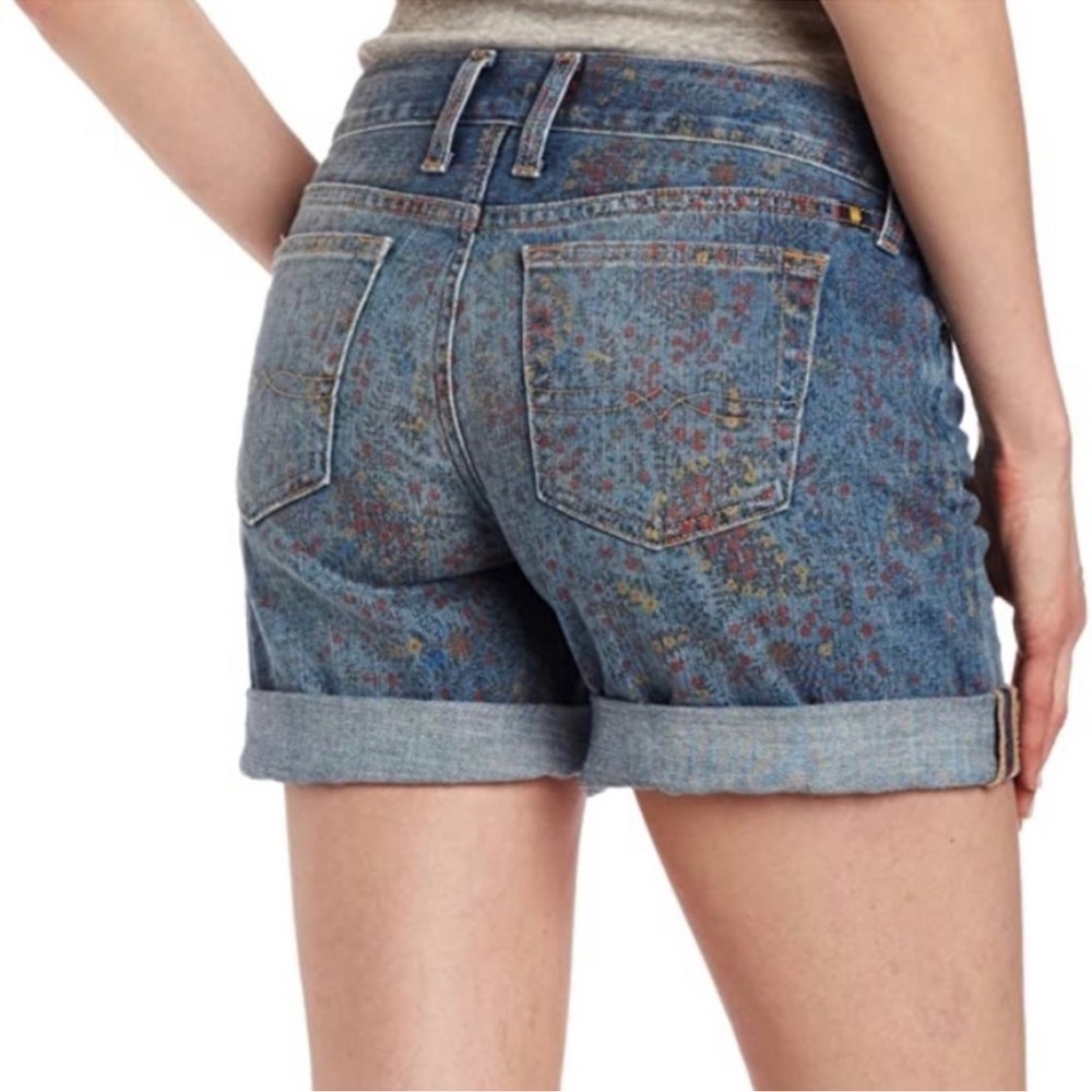 Lucky Brand Abbey DBL Roll Wildflower Paisley Short​​​​ - Picture 2 of 16